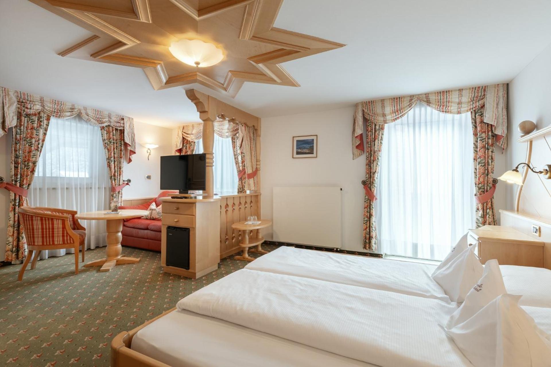 Piccolo Hotel Selva di Val Gardena Exterior photo